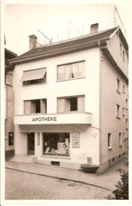 Historisches Foto der Central Apotheke in Horgen von Paul Bächtiger